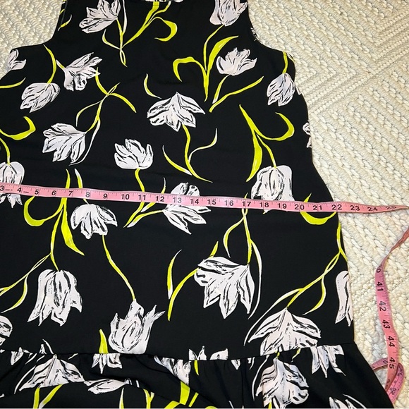 HALOGEN Black Yellow Pink Floral Peplum Sleeveless Shift Dress Size Medium - Picture 7 of 8